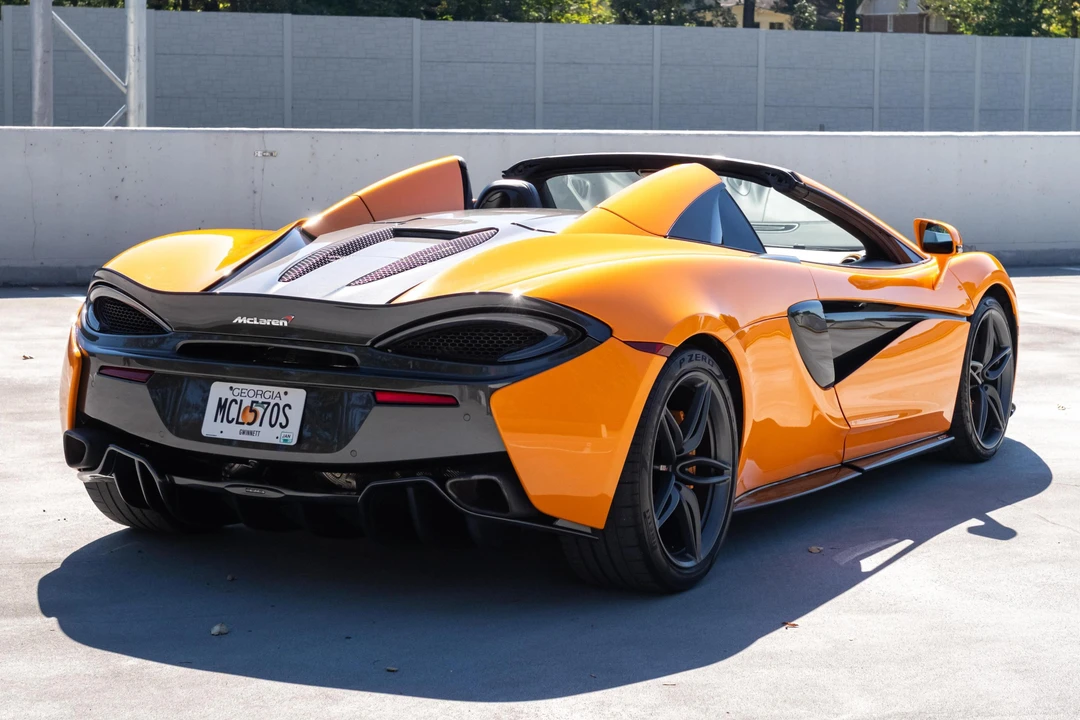 2018 McLaren 570S Spider - Image 4 of 31