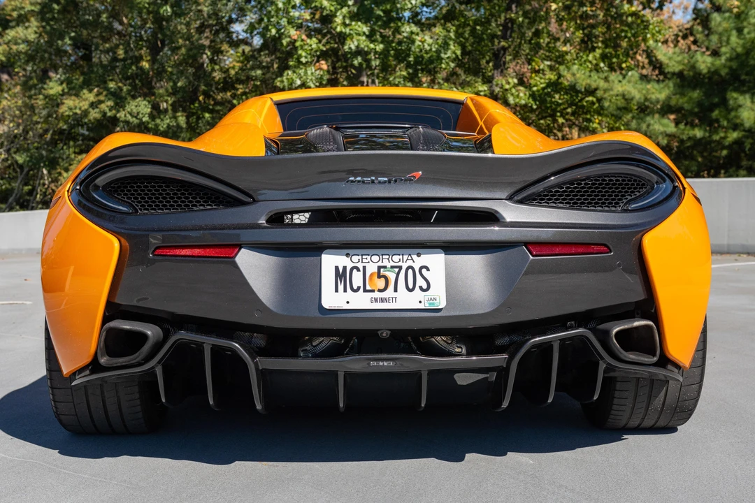 2018 McLaren 570S Spider - Image 17 of 31