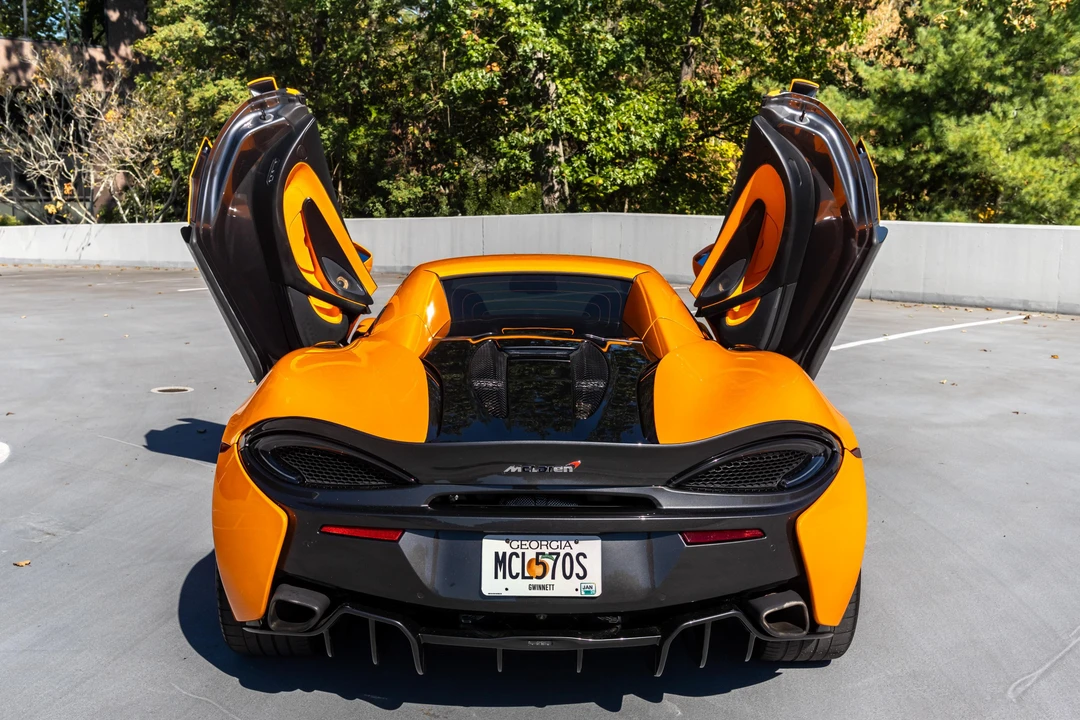 2018 McLaren 570S Spider - Image 19 of 31