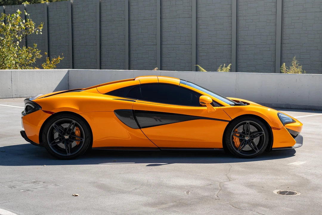 2018 McLaren 570S Spider - Image 18 of 31