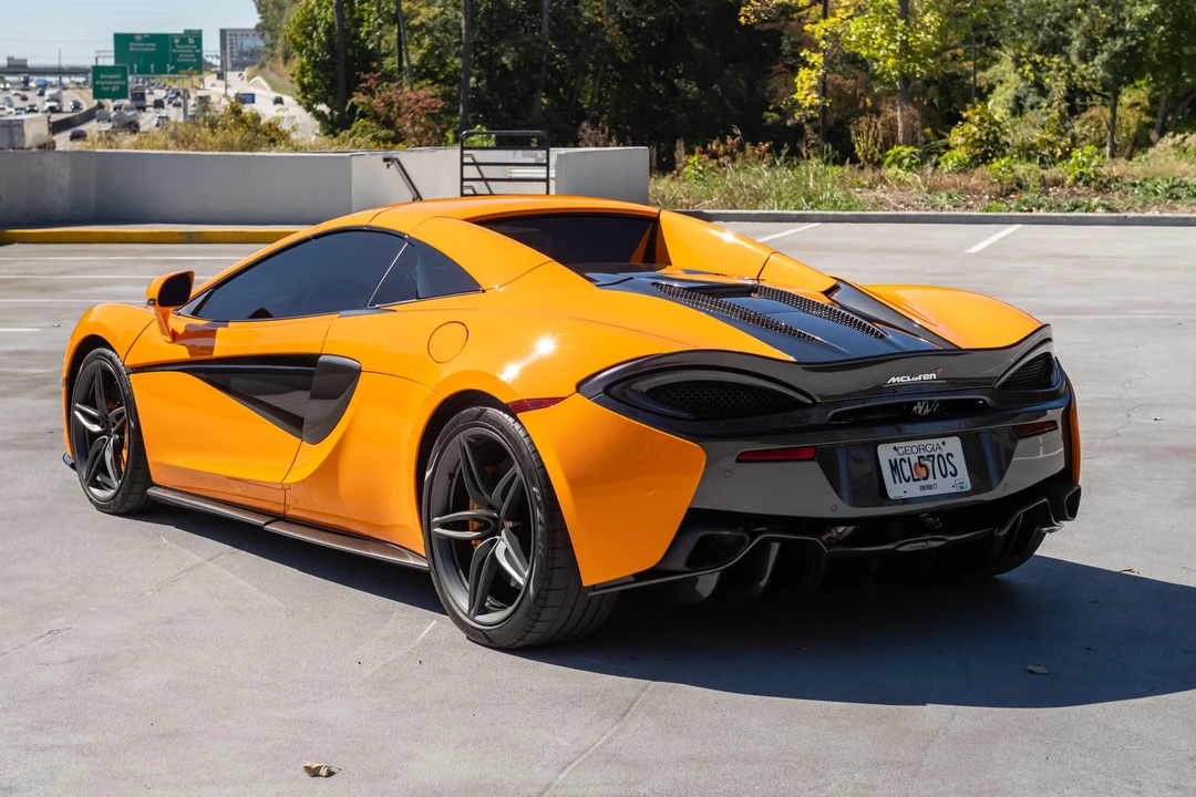 2018 McLaren 570S Spider - Image 15 of 31