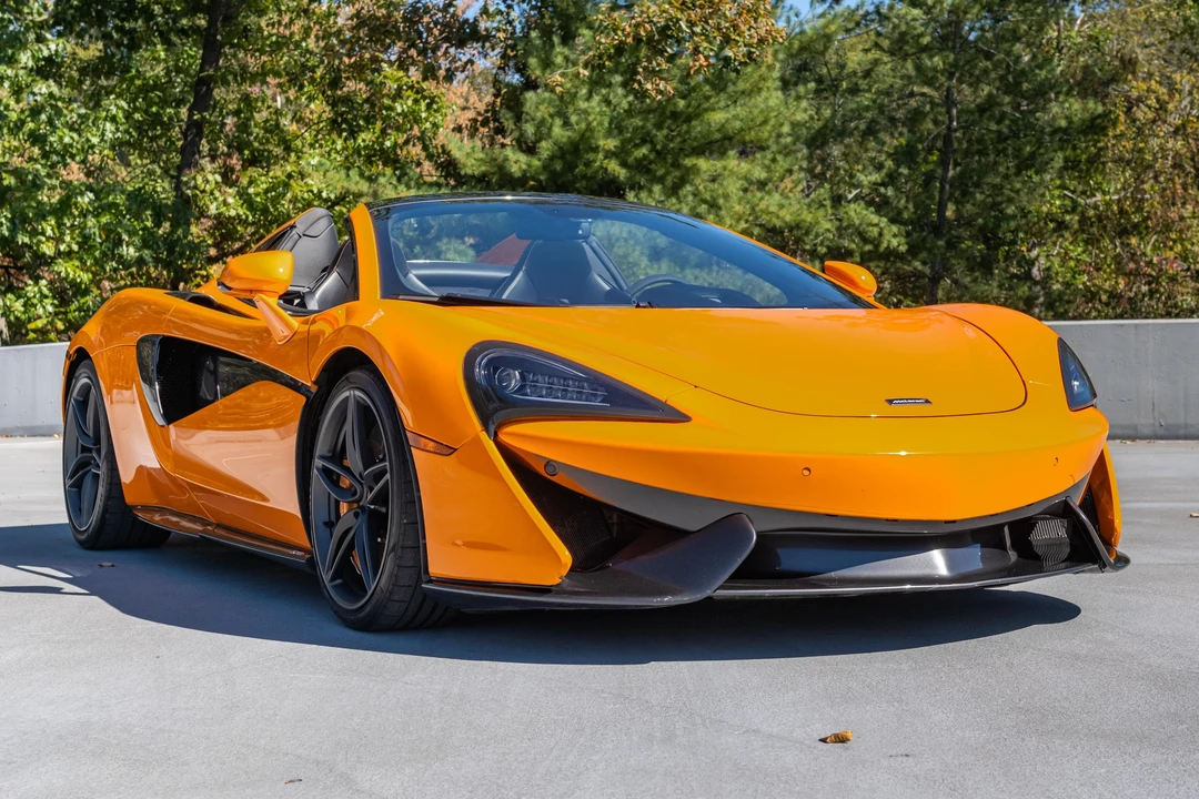 2018 McLaren 570S Spider - Image 10 of 31