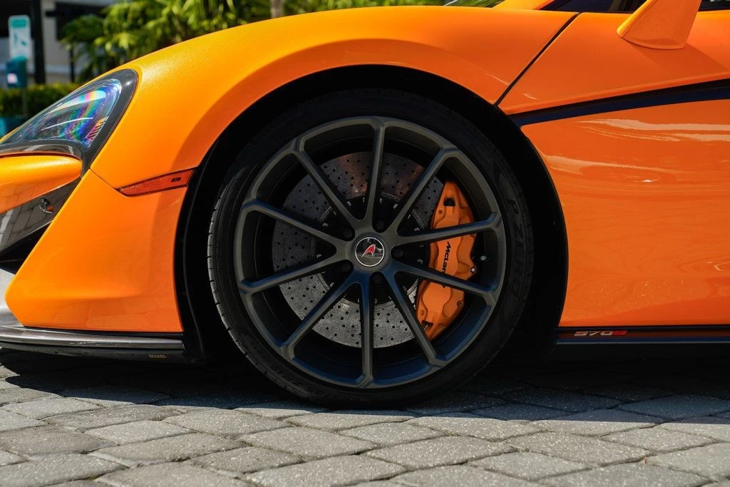 2018 McLaren 570S Spider - Image 13 of 21