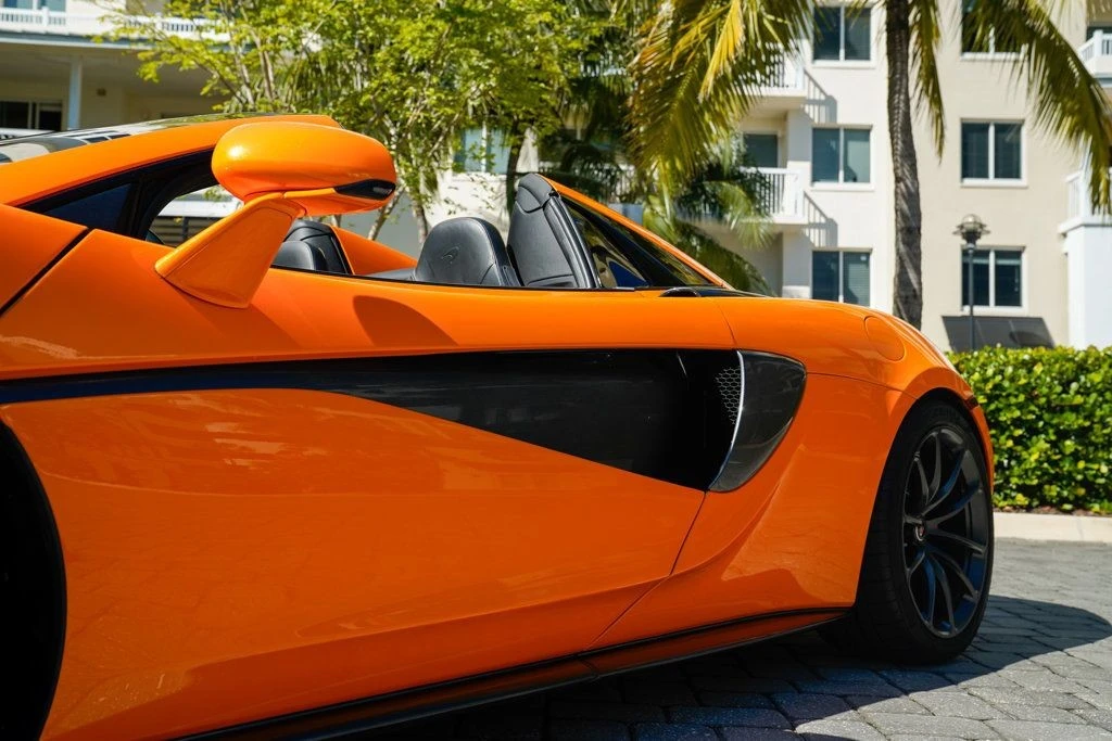 2018 McLaren 570S Spider - Image 10 of 21