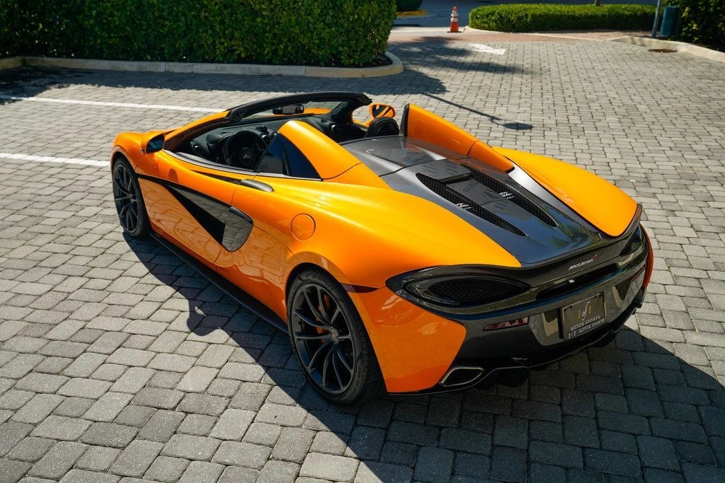 2018 McLaren 570S Spider - Image 20 of 21
