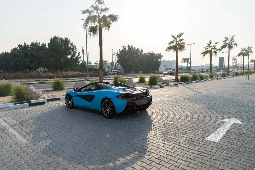2018 McLaren 570S Spider - Image 13 of 31