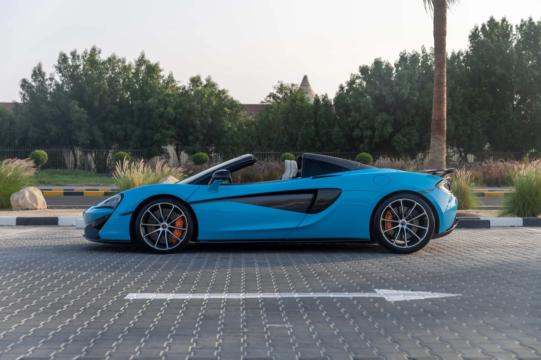 2018 McLaren 570S Spider - Image 28 of 31