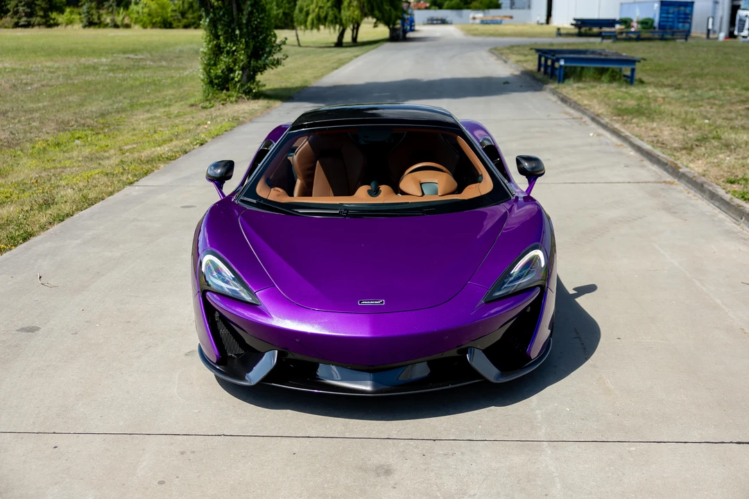 2018 McLaren 570S Spider - Image 10 of 31