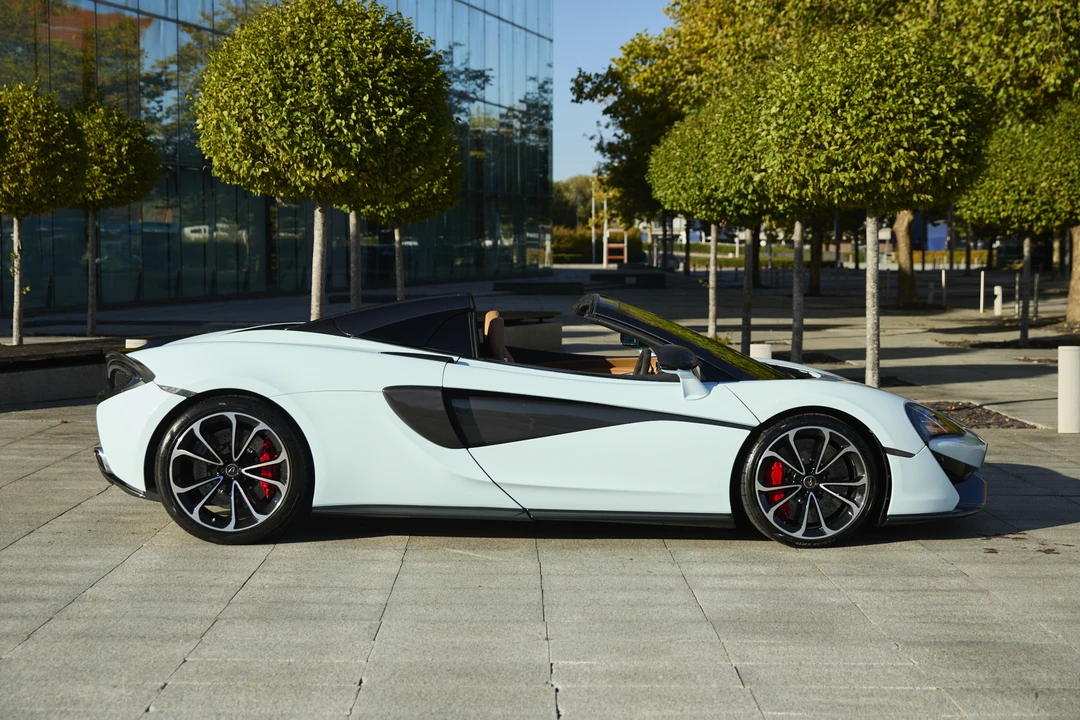 2018 McLaren 570S Spider - Image 8 of 31