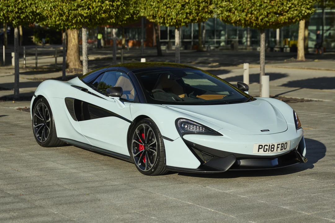 2018 McLaren 570S Spider - Image 18 of 31