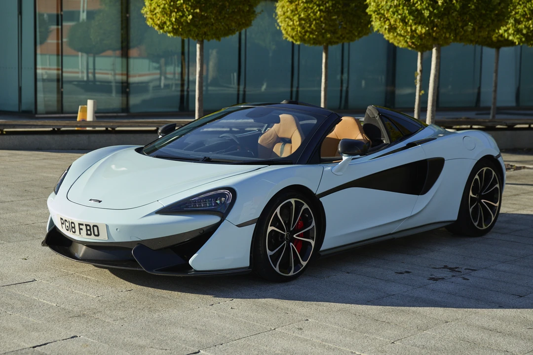 2018 McLaren 570S Spider - Image 11 of 31