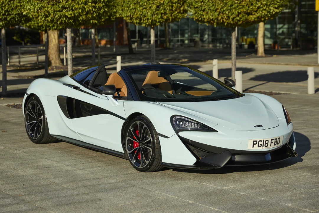 2018 McLaren 570S Spider - Image 9 of 31