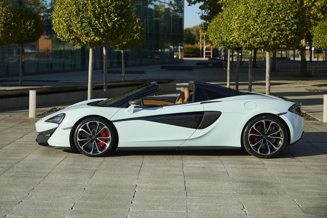 2018 McLaren 570S Spider - Image 4 of 31