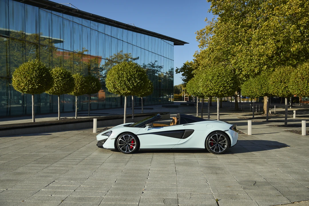 2018 McLaren 570S Spider - Image 21 of 31