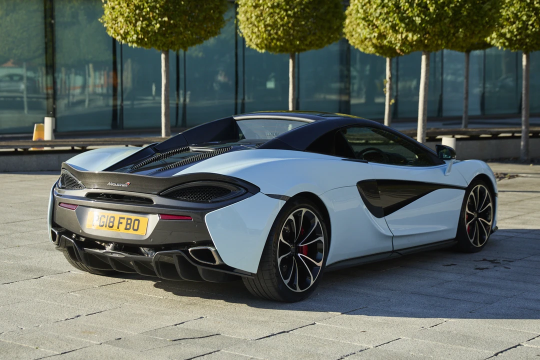 2018 McLaren 570S Spider - Image 7 of 31