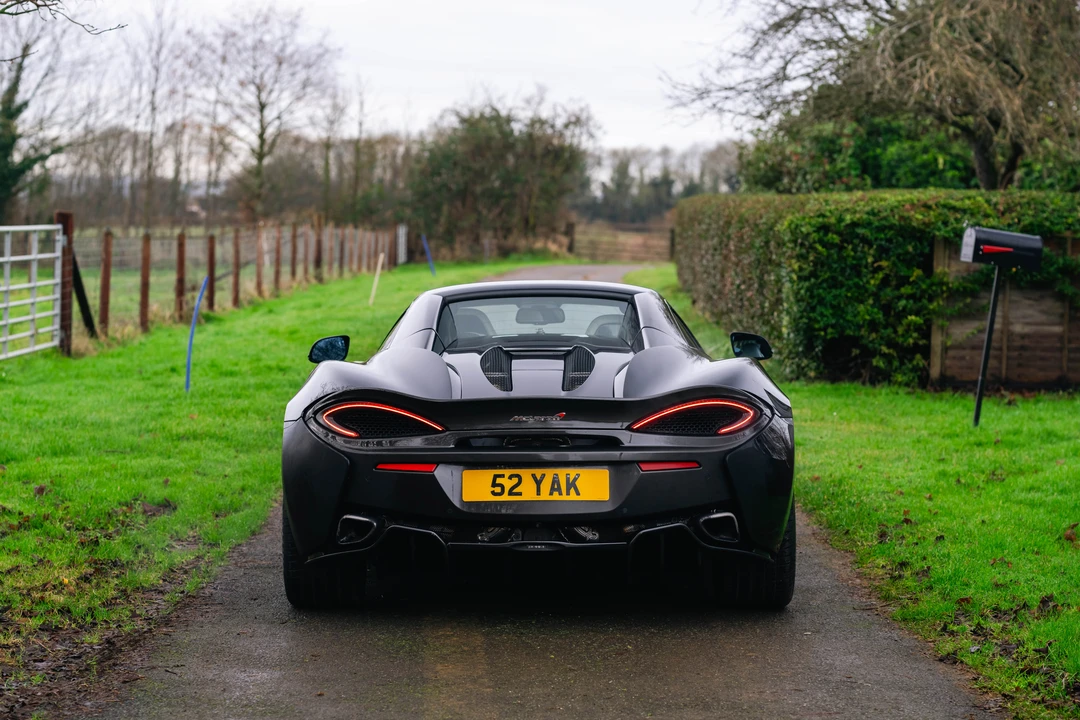 2018 McLaren 570S Spider - Image 7 of 31
