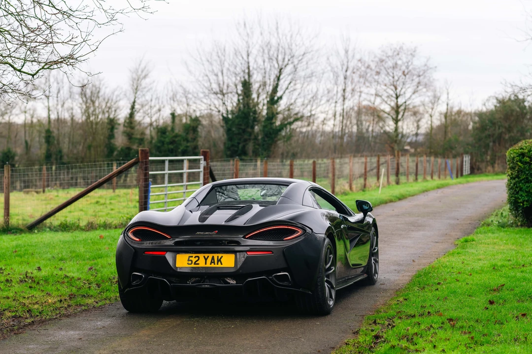 2018 McLaren 570S Spider - Image 15 of 31
