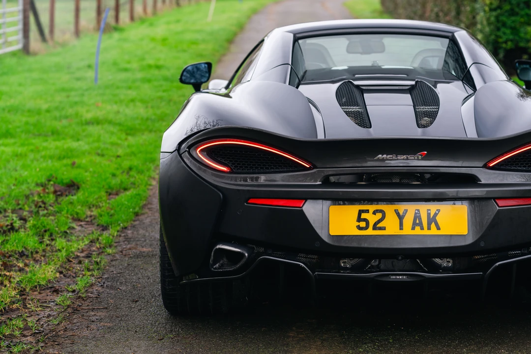 2018 McLaren 570S Spider - Image 29 of 31