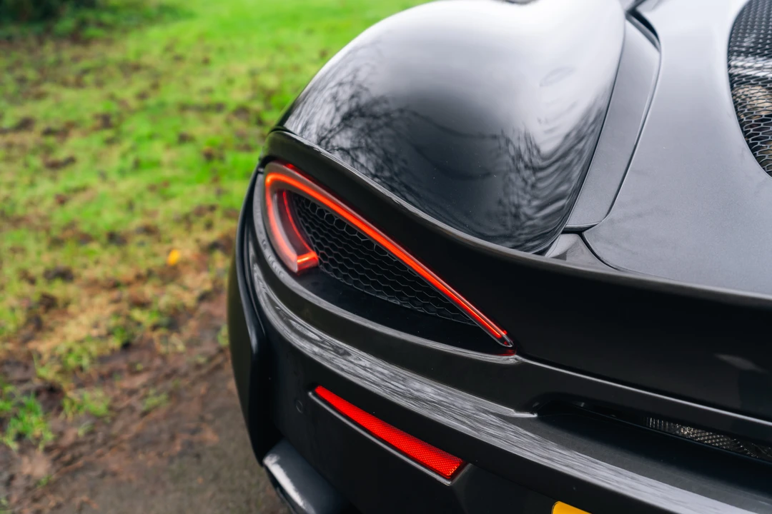 2018 McLaren 570S Spider - Image 30 of 31