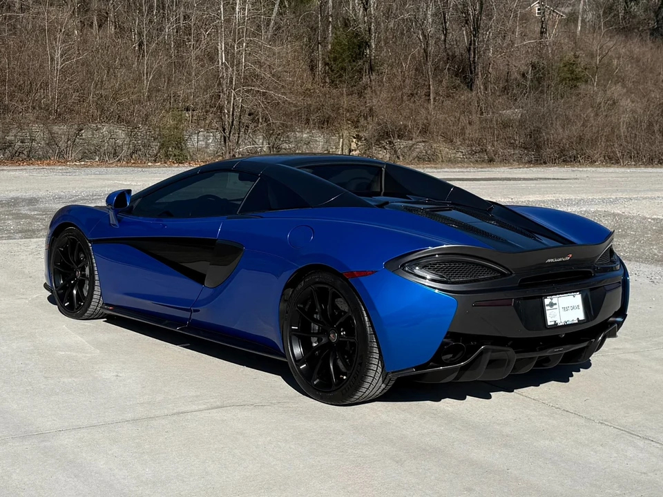 2018 McLaren 570S Spider - Image 15 of 21