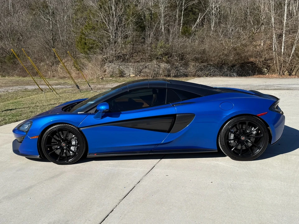 2018 McLaren 570S - Image 13 of 21