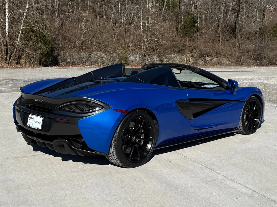 2018 McLaren 570S - Image 17 of 21