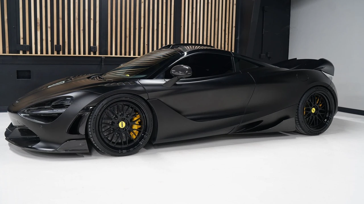 2018 McLaren 720S - Image 4 of 21