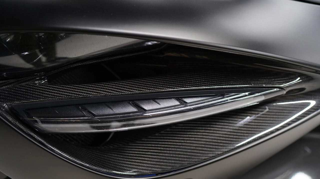 2018 McLaren 720S - Image 18 of 21