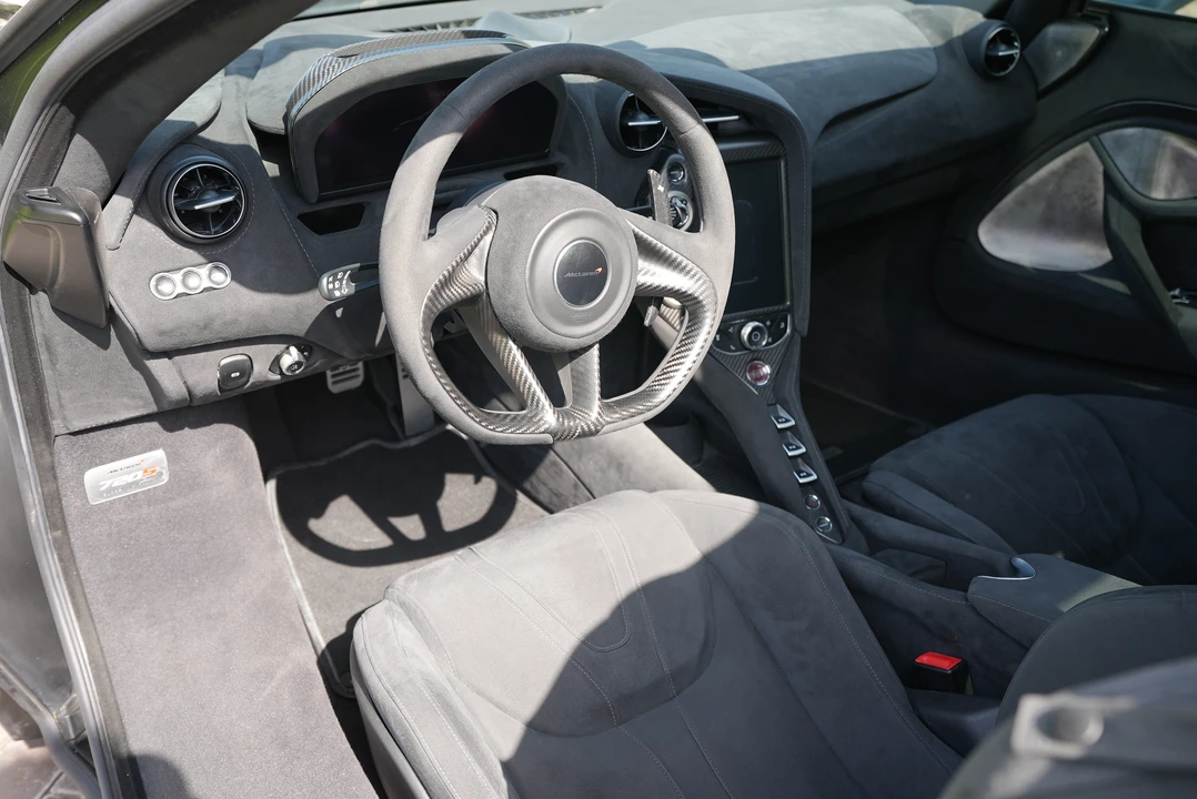 2018 McLaren 720S - Image 3 of 6