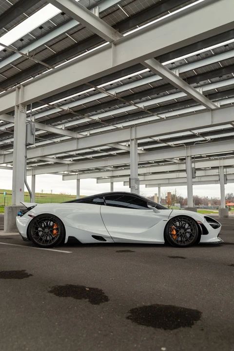 McLaren 720S - Image 3 of 19