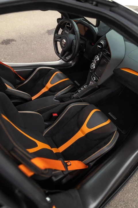 McLaren 720S - Image 14 of 19