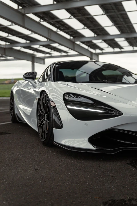 McLaren 720S - Image 5 of 19