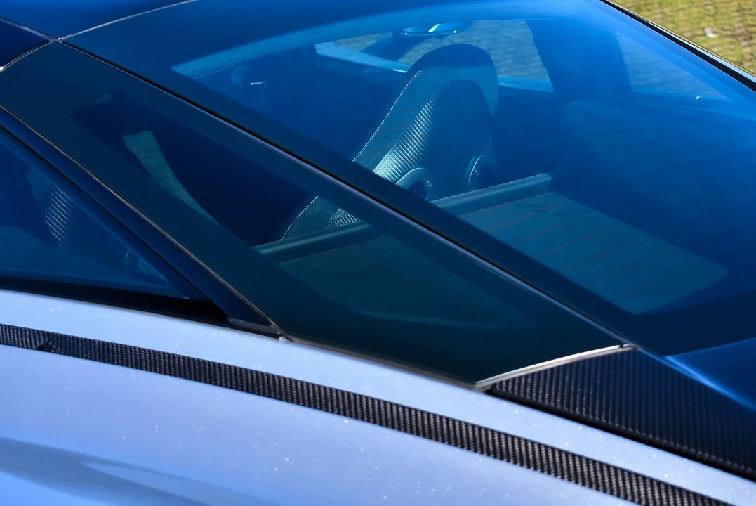 2018 McLaren 720S - Image 30 of 31