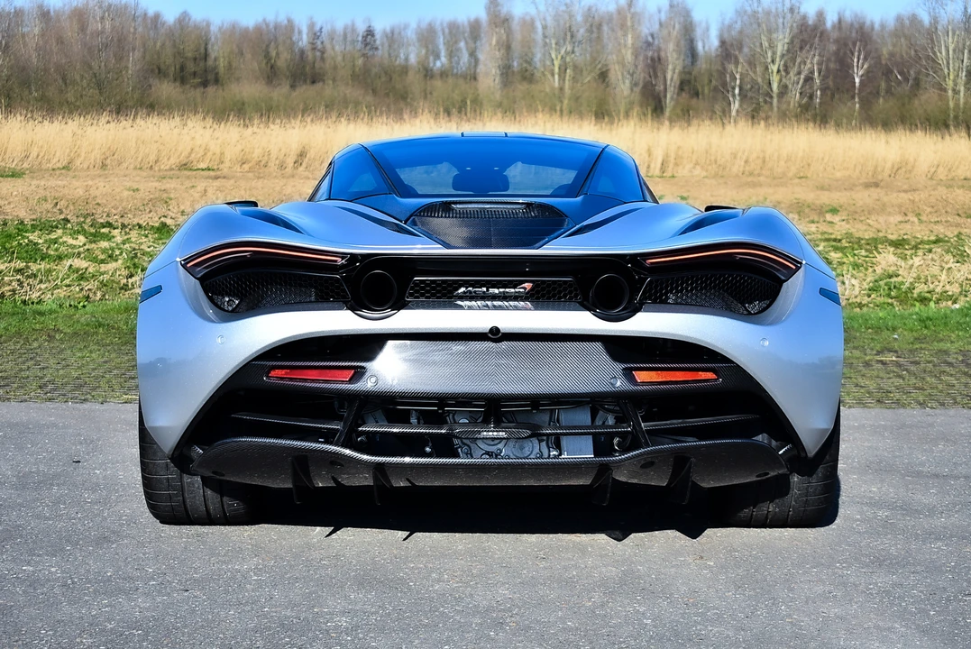 2018 McLaren 720S - Image 5 of 31