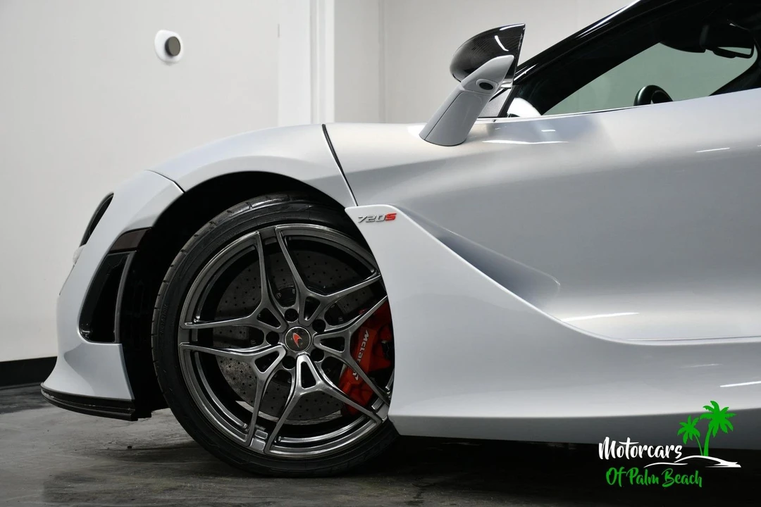 2018 McLaren 720S - Image 7 of 31