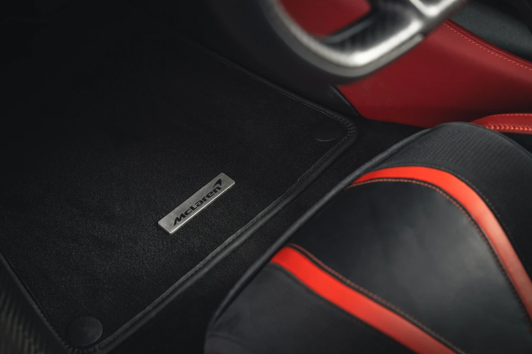 2018 McLaren 720S - Image 31 of 31