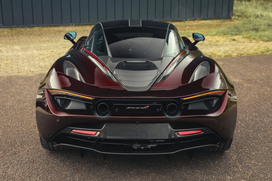 2018 McLaren 720S - Image 19 of 31