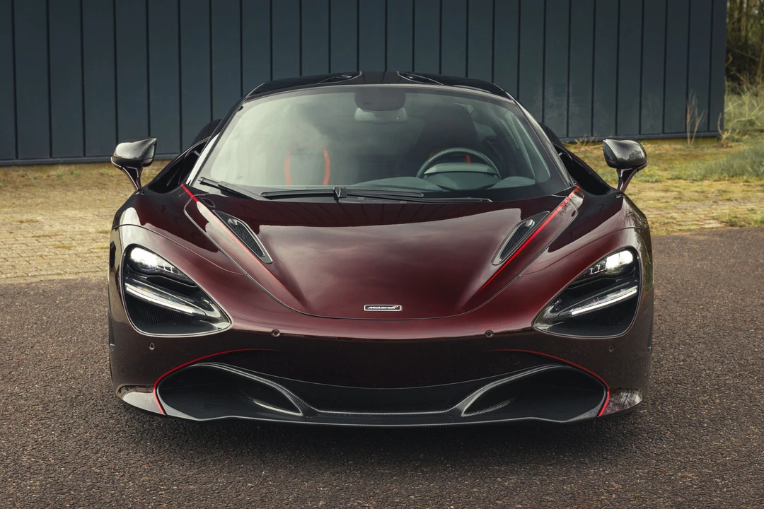 2018 McLaren 720S - Image 9 of 31
