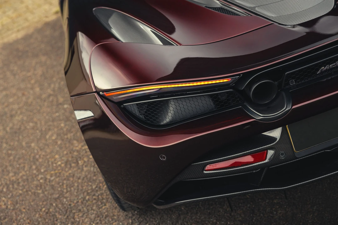 2018 McLaren 720S - Image 20 of 31