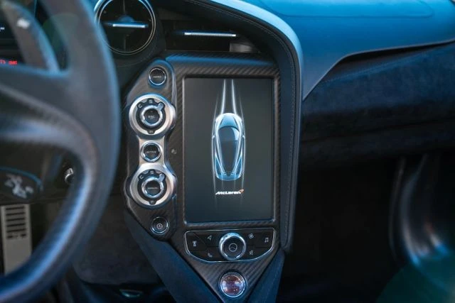 2018 McLaren 720S - Image 5 of 16