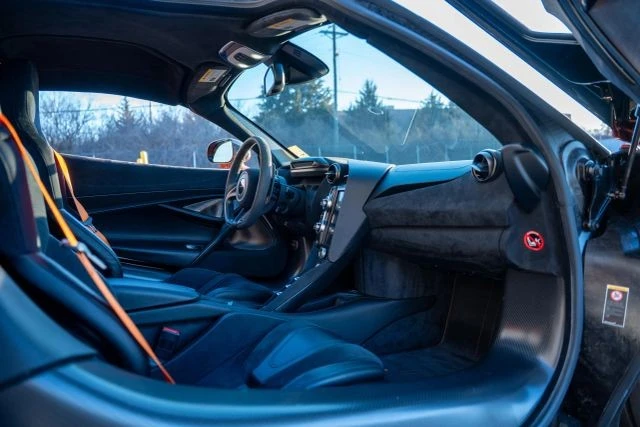 2018 McLaren 720S - Image 13 of 16