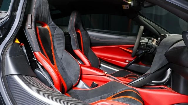2018 McLaren 720S - Image 22 of 23