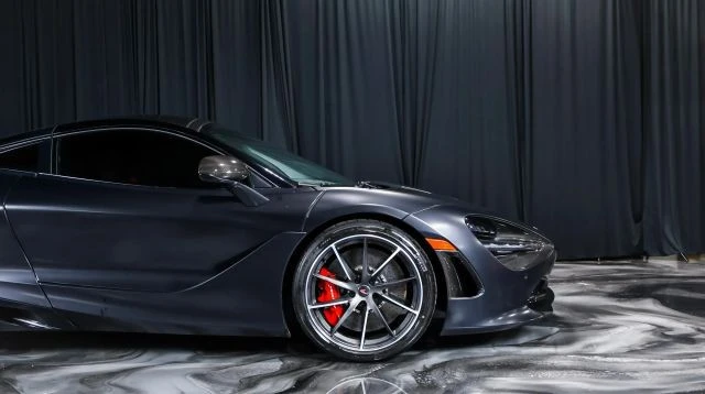 2018 McLaren 720S - Image 7 of 23