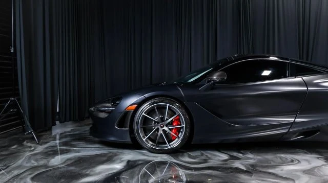 2018 McLaren 720S - Image 15 of 23