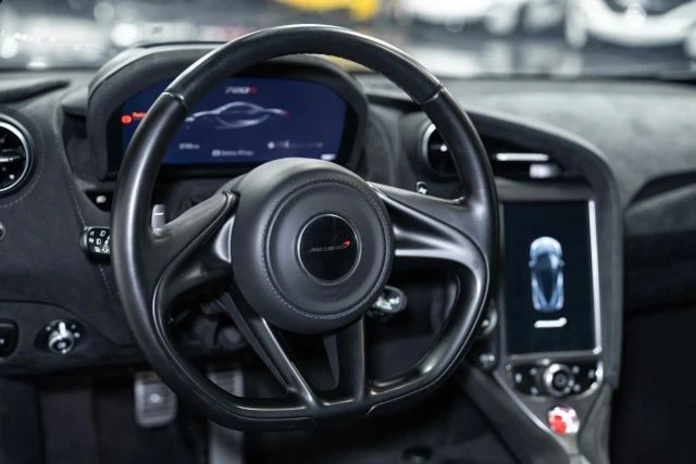 2018 McLaren 720S - Image 20 of 21