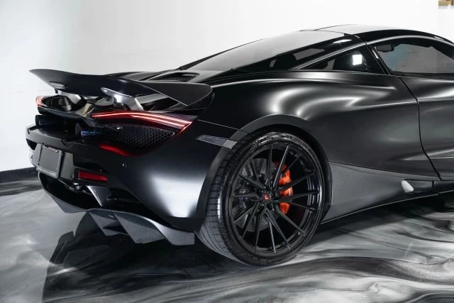2018 McLaren 720S - Image 10 of 21