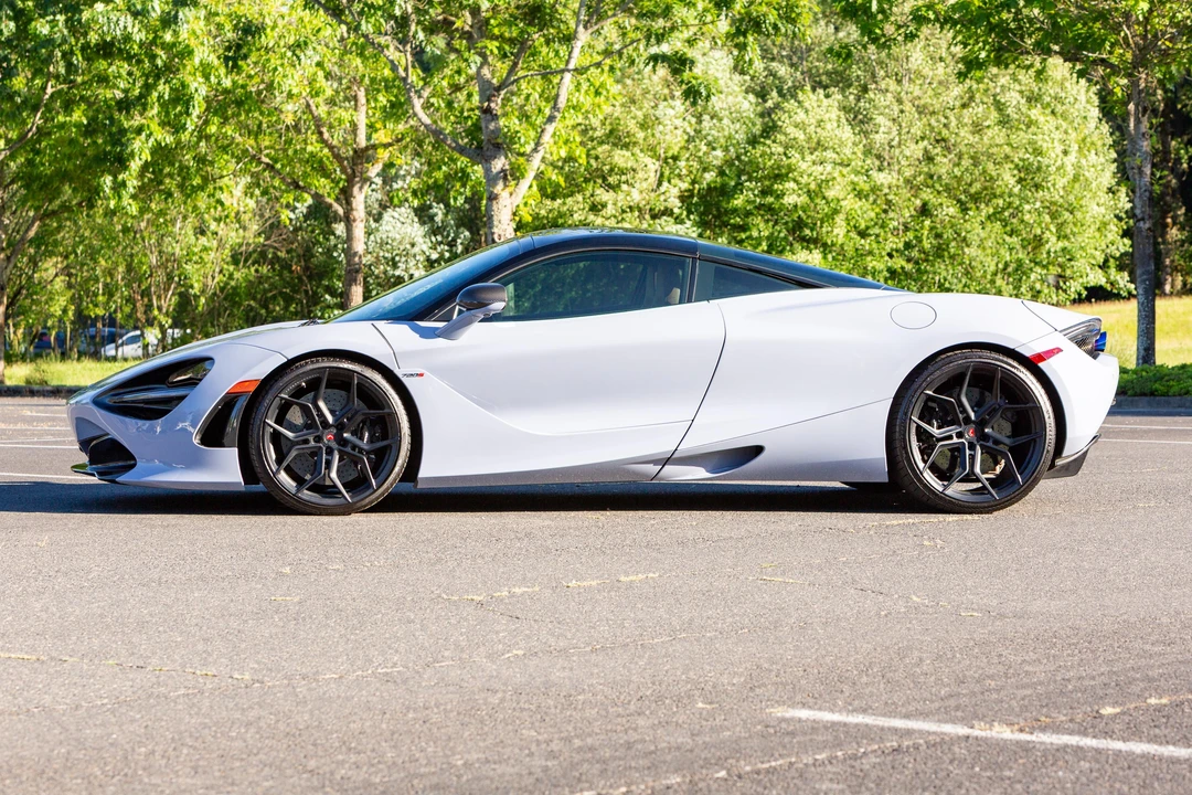 2018 McLaren 720S - Image 7 of 31