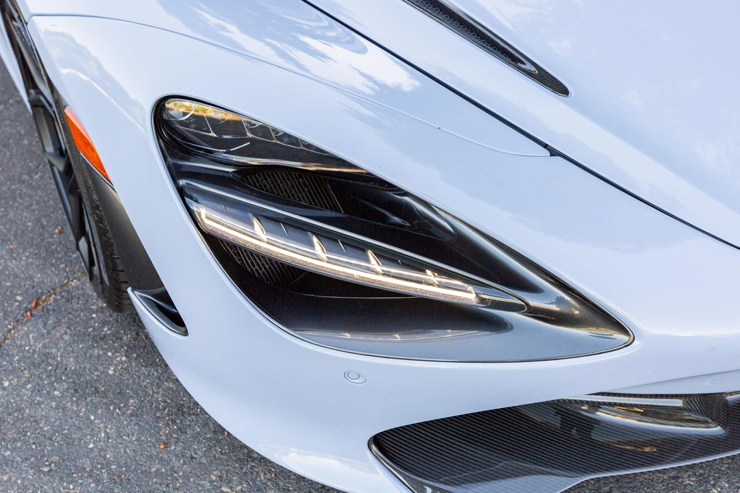 2018 McLaren 720S - Image 13 of 31