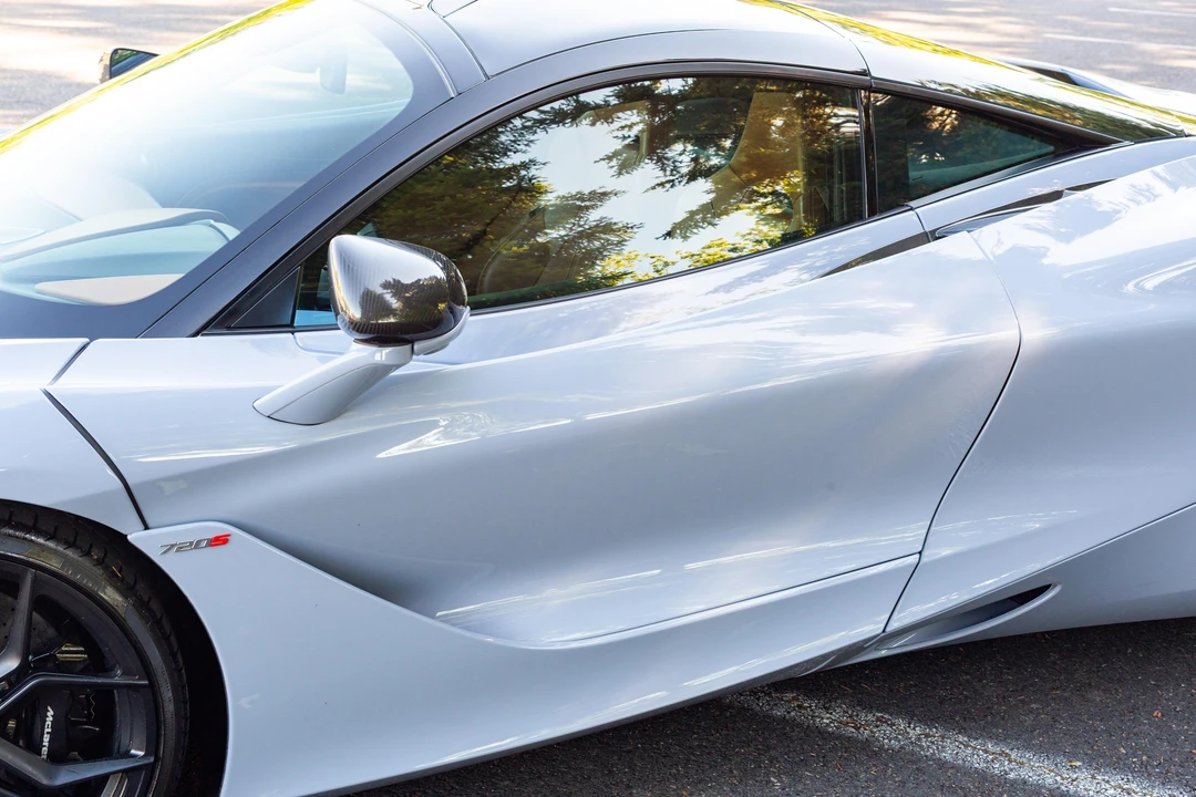 2018 McLaren 720S - Image 24 of 31