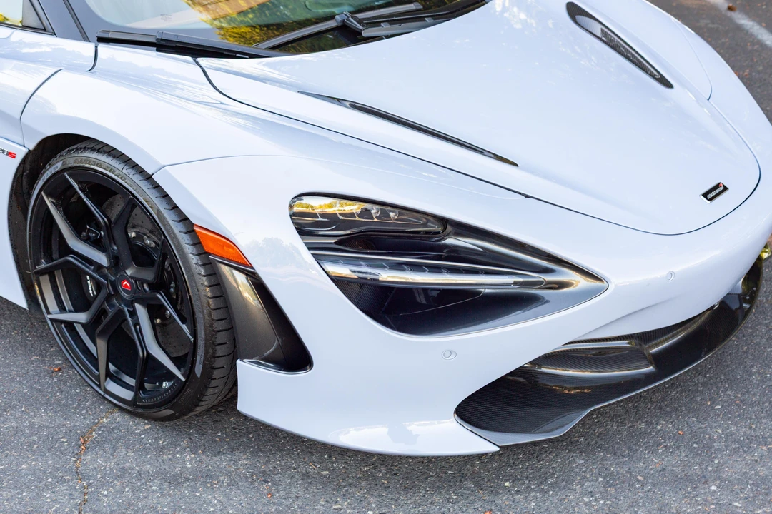 2018 McLaren 720S - Image 30 of 31